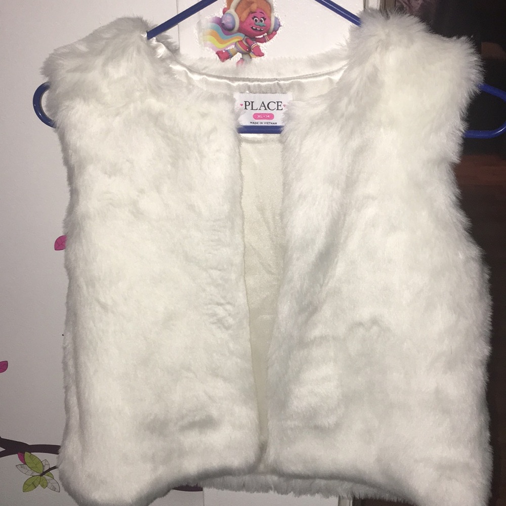 Girl’s faux fur vest
